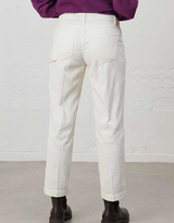 pantalon pana bolsillo crema