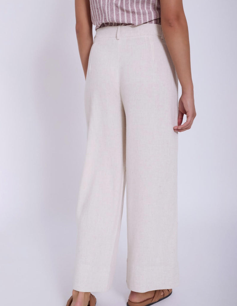 pantalon mezcla lino bolsillos frontales boton madera