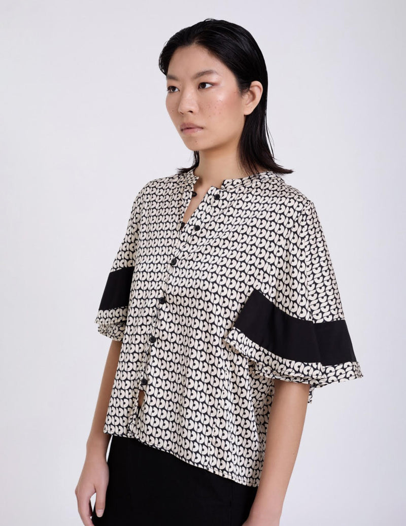 camisa satinada estampado retro