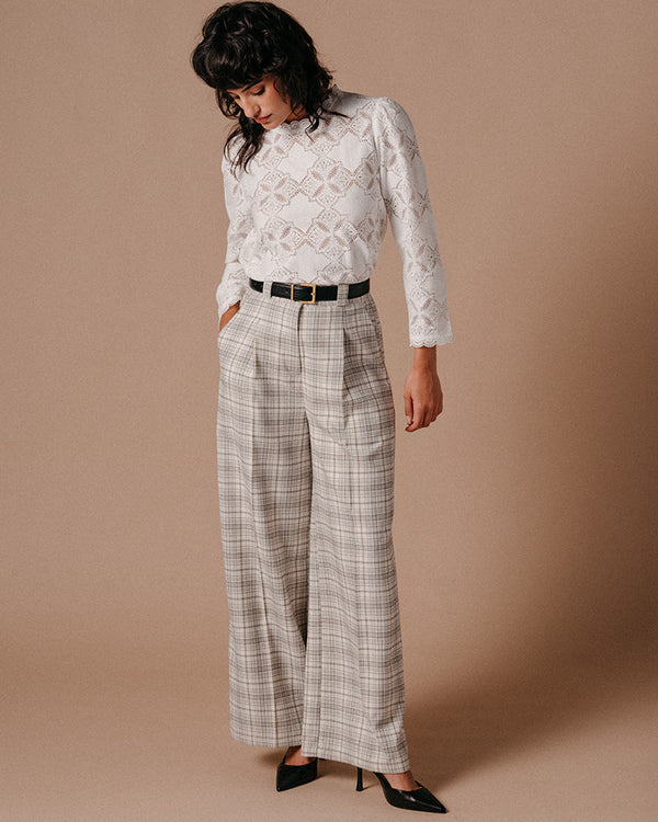 Pantalon cuadros blanco/gris pata ancha