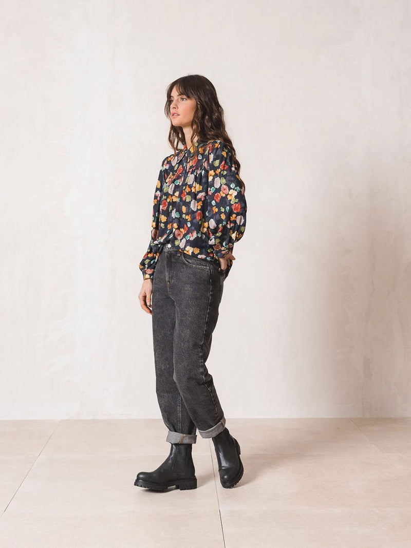 Camisa azul canesu flores