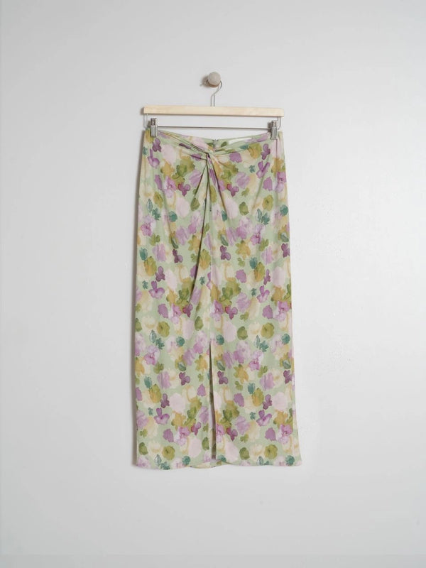 falda flores verde lila nudo delante