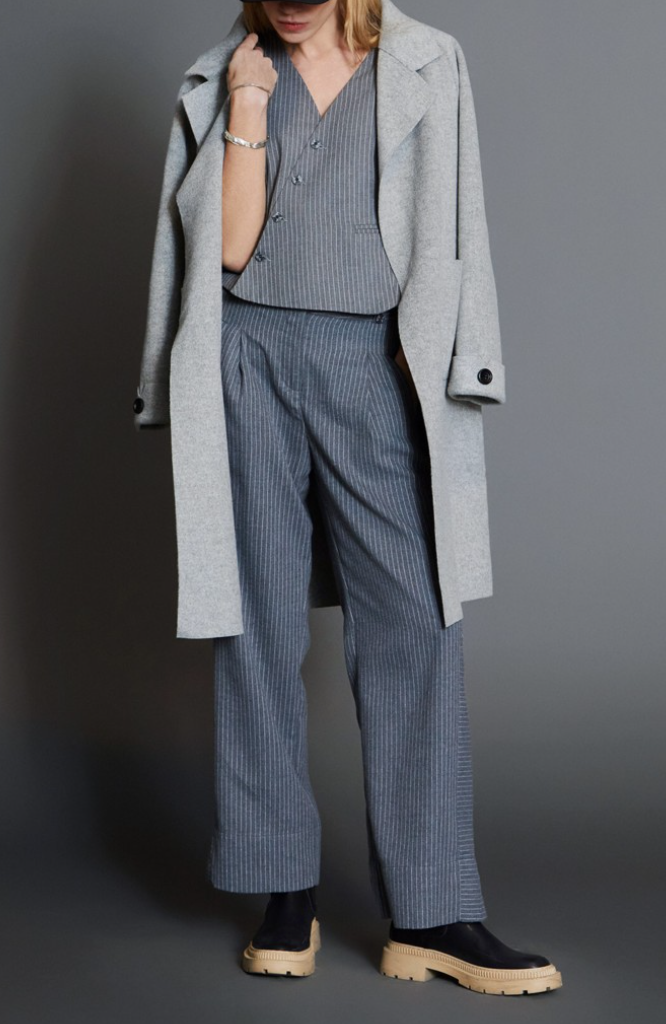 pantalon raya diplomatica gris