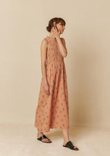 vestido sin mangas cuerpo fruncido