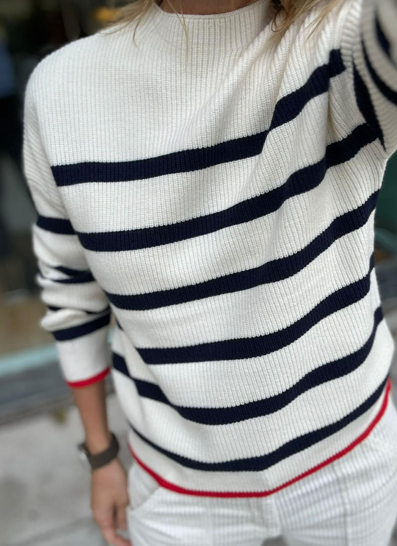 jersey blanco rayas filo rojo