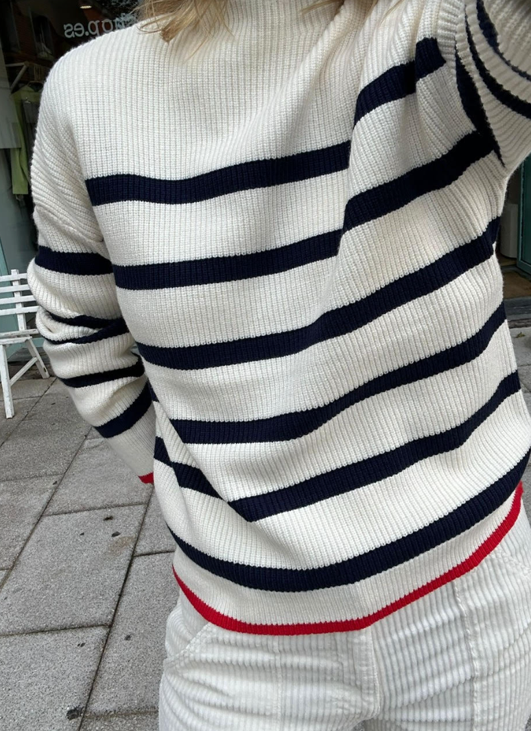 jersey blanco rayas filo rojo