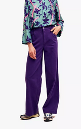 pantalon morado vaquero