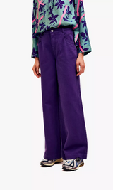 pantalon morado vaquero