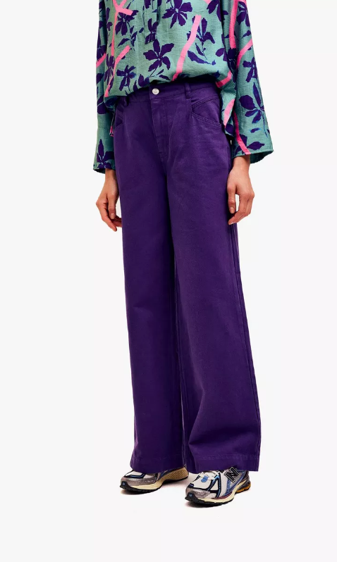 pantalon morado vaquero