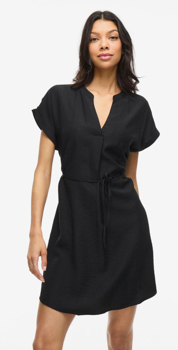 vestido cuello pico con cinturon