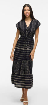 Vestido volantes cuello pico