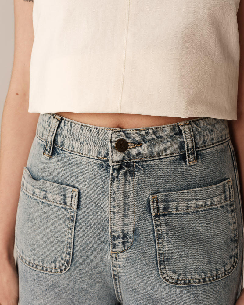 pantalon vaquero bolsillos