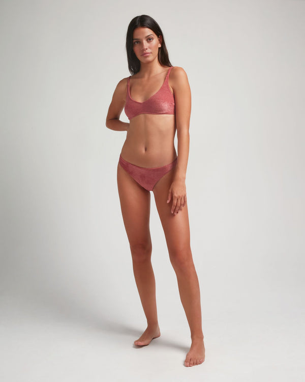 Braguita bikini rizo color marsala