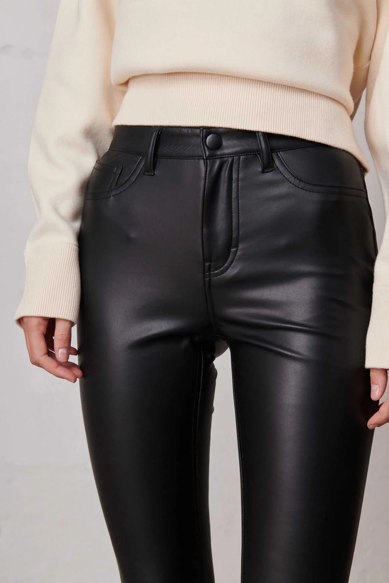 Pantalon piel vegana negro
