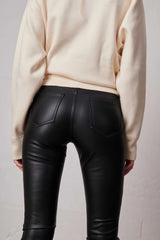 Pantalon piel vegana negro