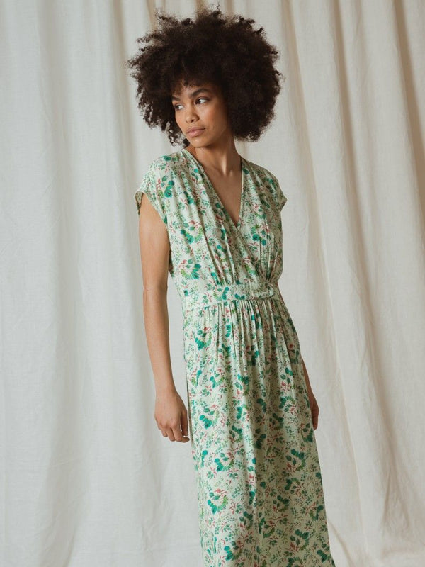 VESTIDO CRUZADO MANGA CORTA FLORES VERDE