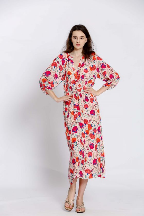 vestido estampado tonos rosa y coral